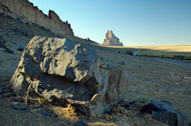 assets/img/content/photogallery/_sml/Shiprock3.jpg